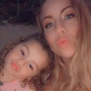 Meet your Posher, Breanna